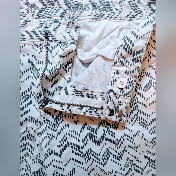 Gap Black and White Zig Zag Dotted Pattern skinny khakis - ankle Pants - Size 10 - Picture 3 of 5